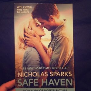 Safe Haven by Nicholas Sparks (Paperback)